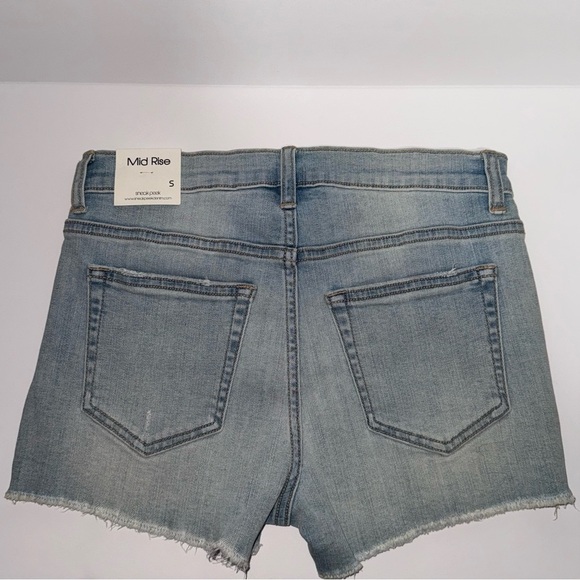 Sneak Peek Blue Jean Shorts with Frayed Hem - Picture 2 of 2